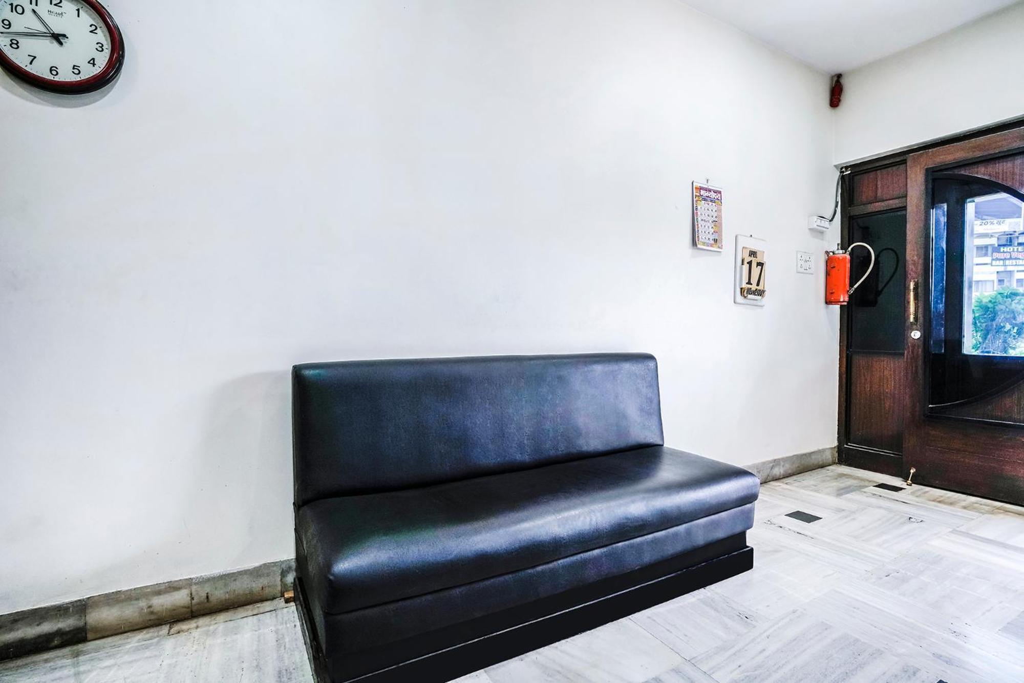 Fabexpress Raj Tourist Hotel Nashik Exterior foto